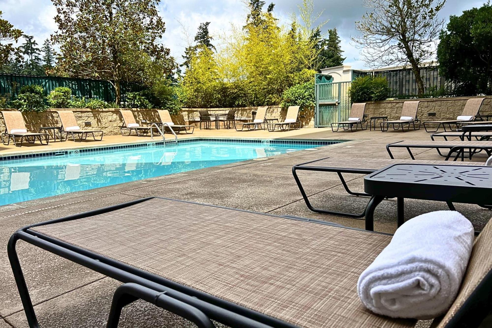 Seattle Marriott Redmond Hotel Екстериор снимка
